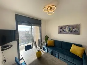 Beautiful 2BR near Mahane Yehuda - Ramat Eshkol