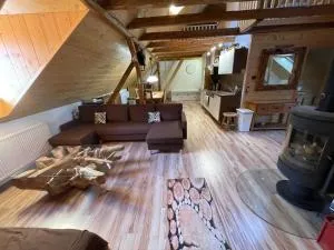 Apartmany Pod Kloboukem - 亚希莫夫