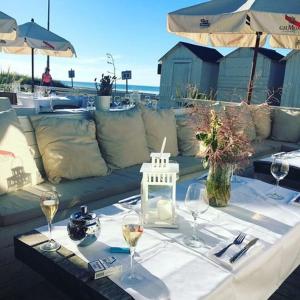 Maisons de vacances Les Volets Bleus-Charmante maison entierement equipee face a la mer pour 2 a 6 personnes : photos des chambres