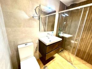 Plaza de Andalucía Edificio Salvia con vistas al Veleta