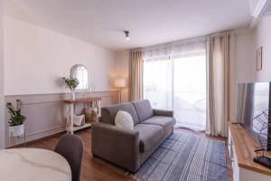 Mediterranean Luxury 2BR Penthouse with Sea Views