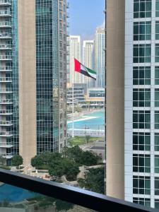 Luxurious & Spacious 2BR l Burj & Fountain Views l Walk to Dubai Mall l Pool l Gym