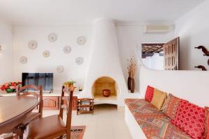 VILLA ROSADO - Moradia para 6 com AC, jardim a 5 min do centro de Albufeira