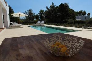 Casa Serena con piscina y jardín