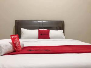 RedDoorz Syariah @ Jl. Cengger Ayam Dalam