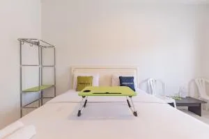 Urbanview Hotel Kazanan Lembang Bandung by RedDoorz - Genteng