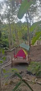 Eastdee Camping Ground - Becques