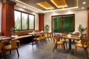 Atisha Hotel