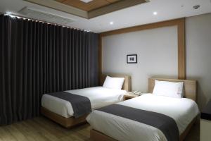 Incheon The Hotel Yeongjong