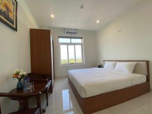Phòng Tiêu Chuẩn Giường Đôi (Standard Double Room)
