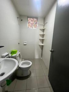 Putrajaya Homestay (Zurinn 2)
