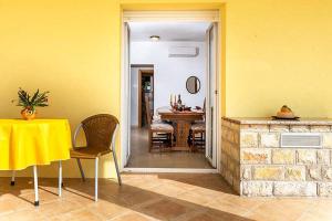 Apartment La Dostana 2 