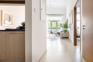 Frank Porter - Ansam Building 1 - Yas Island