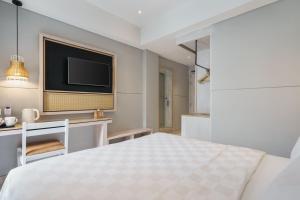 Swiss-Belcourt Lombok