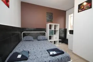 06 - Chambre avec TV proche Paris et transports WIFI - 塞纳河畔皮埃尔菲特