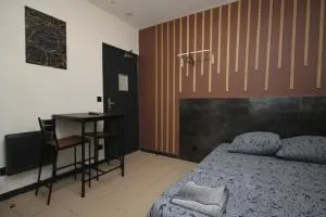 09 - Chambre proche Paris et Transports avec TV WIFI - 塞纳河畔皮埃尔菲特