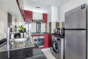 Frank Porter - Ocean Heights