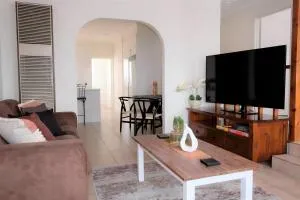 Cosy, stylish 3 bedroom stay in Hoppers Crossing - Tarneit