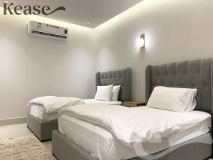 Kease Nafal C-4 Royal touch AZ46