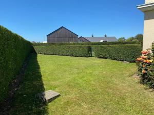 Appartements Le Jardin de Blonville - A 10 min a pied de la plage - tennis & equitation a cote : photos des chambres