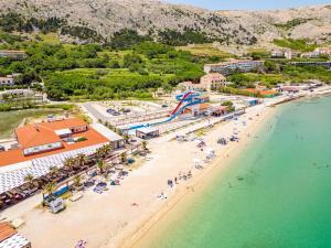 Apartmani Curic beachfront 