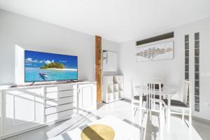 Ducado 1-C Apartment Levante Beach