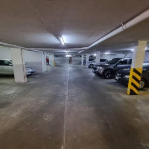 MONROE SUITES con cochera