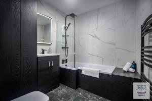 Isabellas Beach House Scarborough - 4 Bedroom