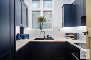 Isabellas Beach House Scarborough - 4 Bedroom