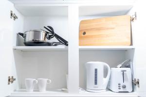 Sky Rooms Studio Apartment 7