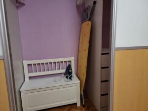 City Inn 2 Bedroom Apartment next to City Hall with parking