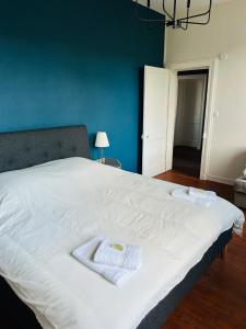 Appartements Gite de groupe a la Ferme de Verdun, 1H30 de Paris : photos des chambres