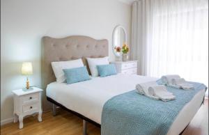 Belas Artes Apartment by LovelyStay