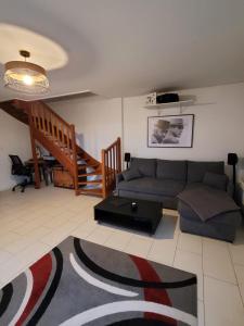 Appartements Duplex proche Disney avec ecran cinema : photos des chambres