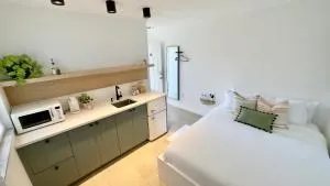 Miami CUTE - Westchester