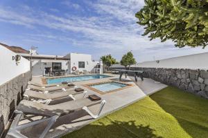 Villa Bezanilla - VipVipVillas
