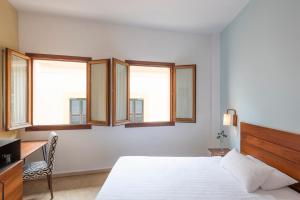 Standard Single Room room in Palau Sa Font