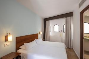 Superior Double Room with Terrace room in Palau Sa Font