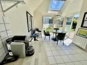 Villas Jolie Chaumiere avec jardin prive a 400m des sentiers cotiers - animaux acceptes : photos des chambres