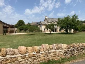 Maison village de charme - Agen dʼAveyron