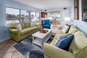 102C - 2BR2 Bath at Seaspray Condos on Okaloosa Island, Fort Walton Beach, Fl
