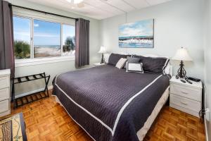Seaspray Condos 112D