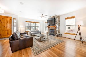 4 Bedroom Townhome #5601 room in Bear Hollow Village