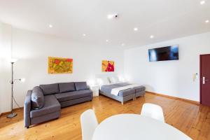 PORTO GARDEN YARD APARTMENT