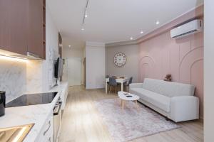 Loris Apartaments 203