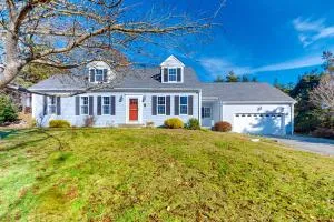 Trails & Beach Getaway - North Falmouth