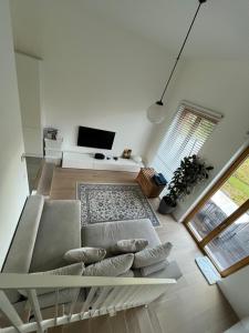 Luxury apartment, private terrace & FREE PARKING