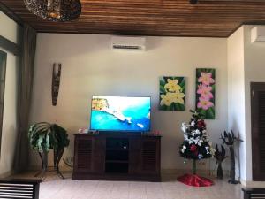 Ocean Beachfront Villa Dini