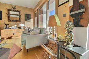 Dents du Midi 54, the sunny attic