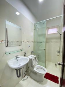 Sunny Tranquil Oasis